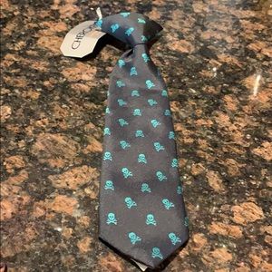 Boy skull neck tie fits 2t-5t